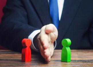 Liberals and Conservatives Are Both Susceptible to Fake News, but for Different Reasons