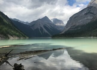 Comparing photographers of Robson over the years, looking at landscape changes