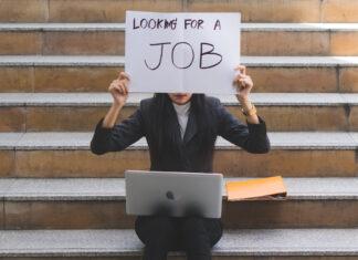 How many jobs do Canadians hold in a lifetime?