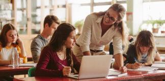 How to Conduct a Student/Teacher Conference